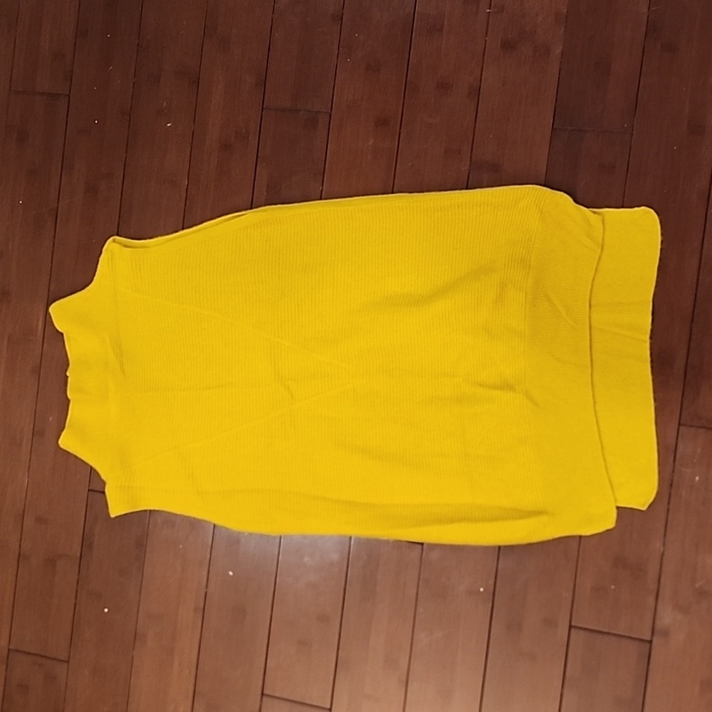 The Limited Mustard Cashmere Sweater Large